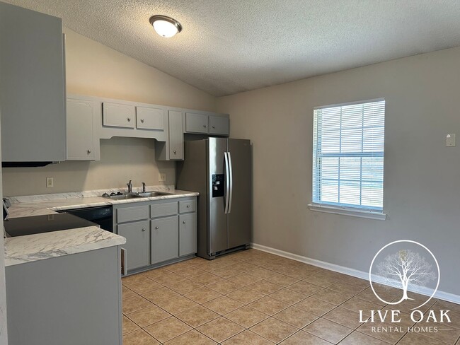 Photo - 1456 Coalition Cir