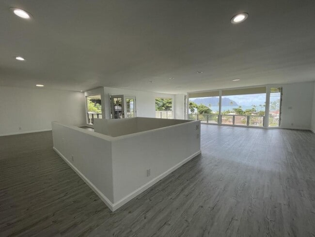 Building Photo - 47-218-218 Kamehameha Hwy