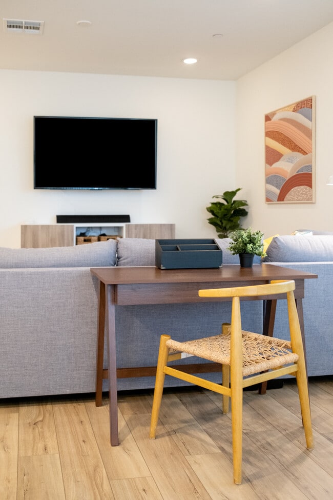 Photo - 14623 Gulfstream Ln