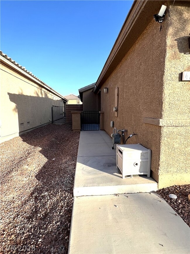 4205 Gliding Gulls Ave