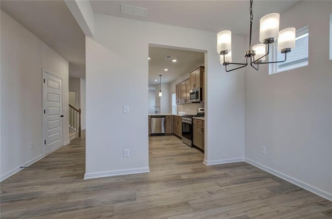 Photo - 503 Ozark Ln