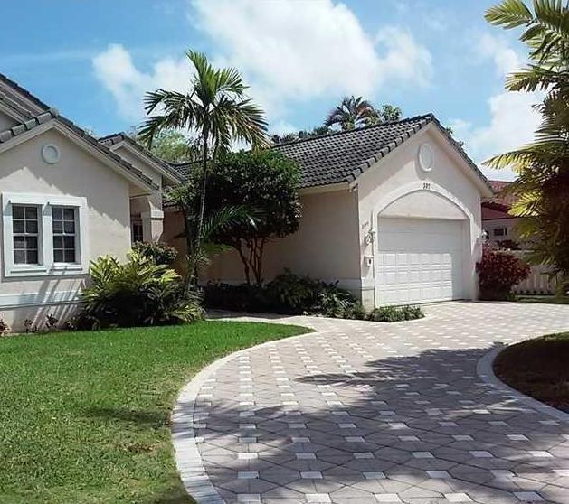Photo - 307 Layne Blvd