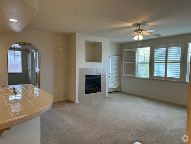 Building Photo - 12400 Fair Oaks Blvd Unit 332 Rental