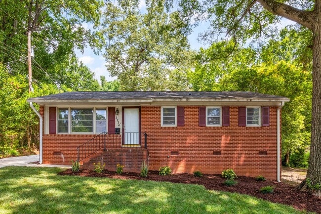 Building Photo - 3714 Carlyle Dr Rental