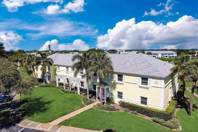 Photo - 121 Sea Horse Dr SE Unit C