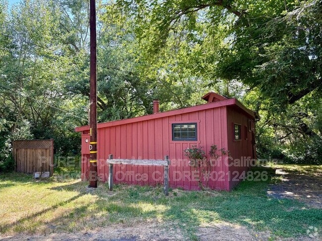 Building Photo - 6790 Petersen Rd Unit D Rental