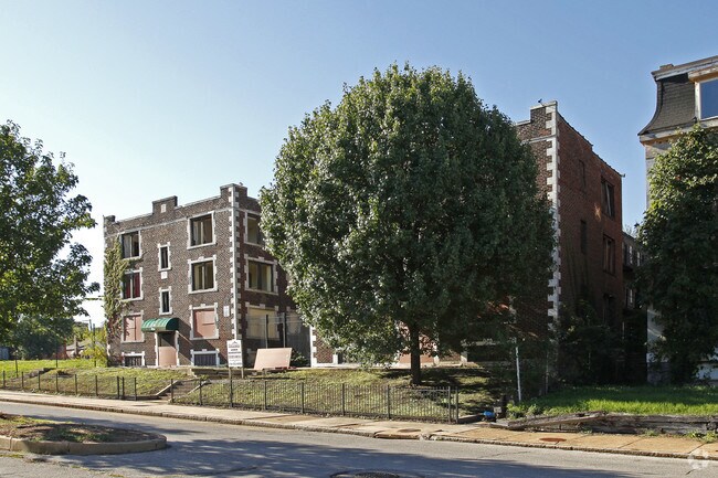 Cook Apartment - Cook Apartments