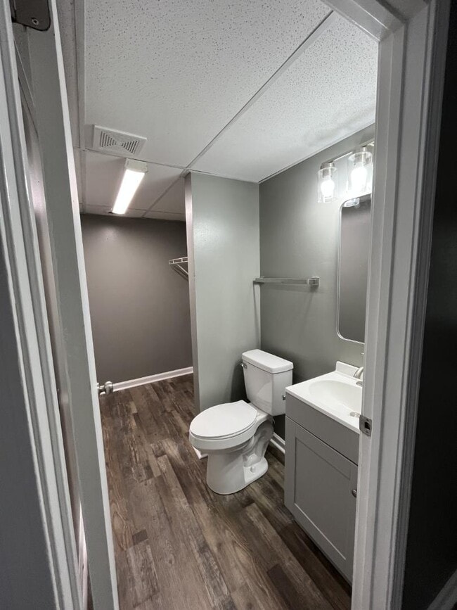 Photo - 155 Thomas St