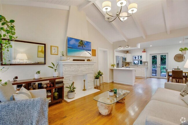 Building Photo - 45 NW 93rd St Rental