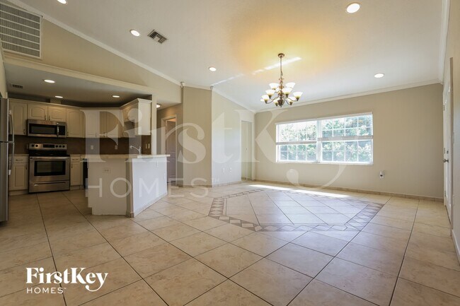 Photo - 154 Waldo St