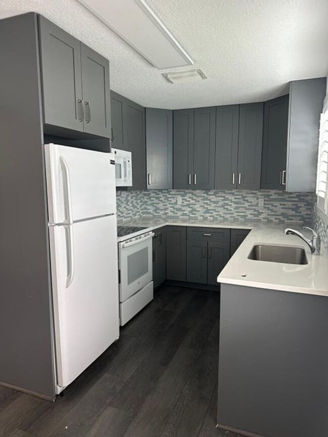 Photo - 2940 Cherokee Rd