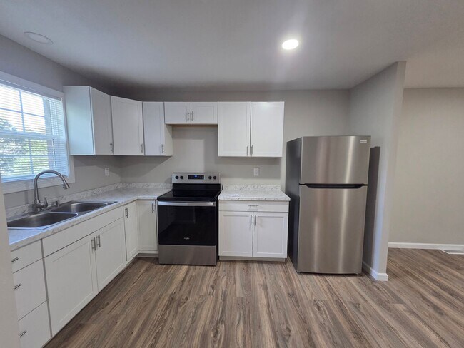 Photo - 479 Old Federal Rd Unit A