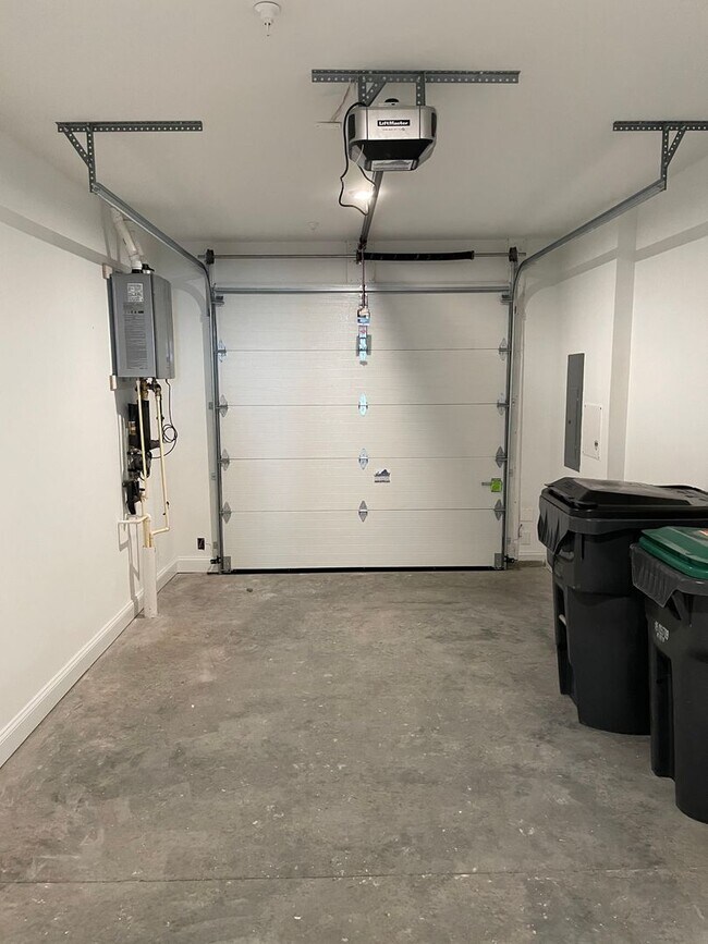 Photo - Fantastic Brand New Condo in Greengate at ...