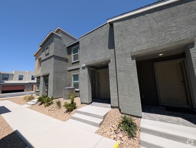 Building Photo - 5019 Chapin Mesa Ave Rental