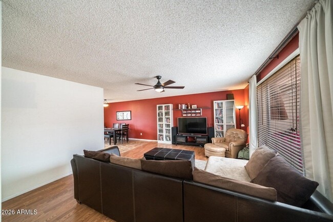 Photo - 1621 E Dunbar Dr