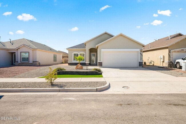 Building Photo - 13932 Sky Harbor Ave