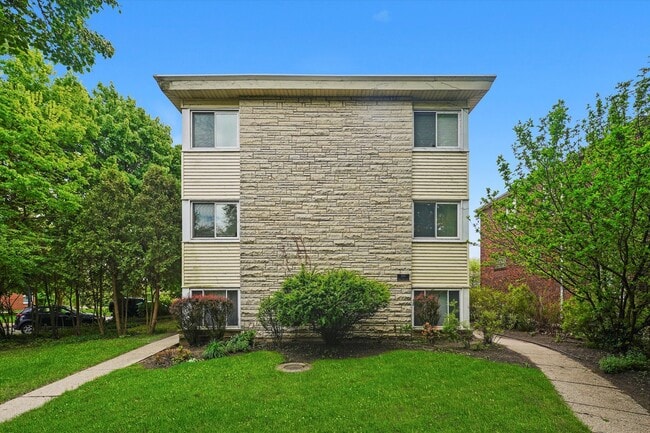 Building Photo - 200 South Blvd Unit 2C