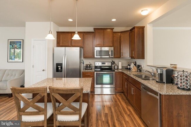 Photo - 155 Schramm Lp