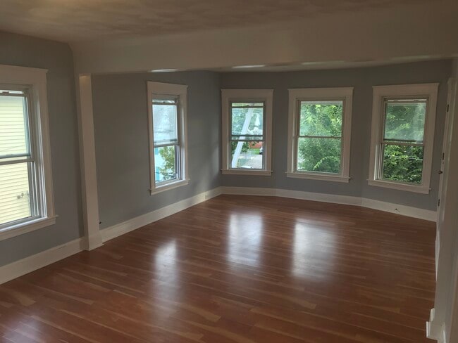 Photo - 107 Reservoir Ave Unidad 3rd Floor