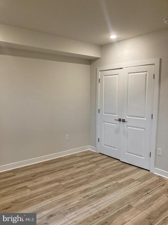 2549 N Front St Unit 1