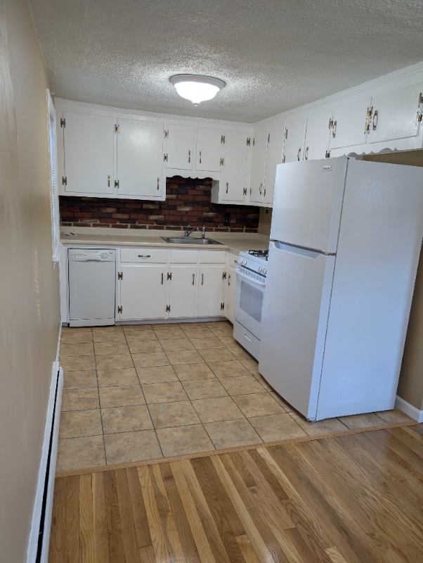 Building Photo - 246 Salem St