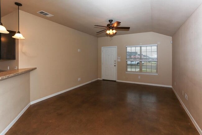 Photo - 4409 Cambridge Dr Unit A