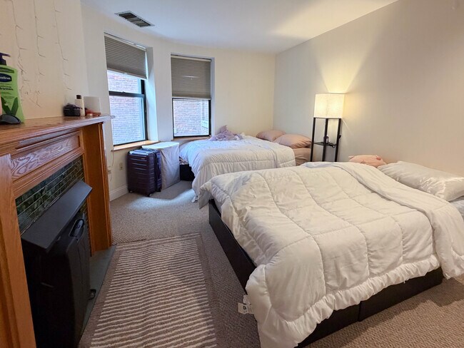 Photo - 84 Gainsborough St Unit 106W