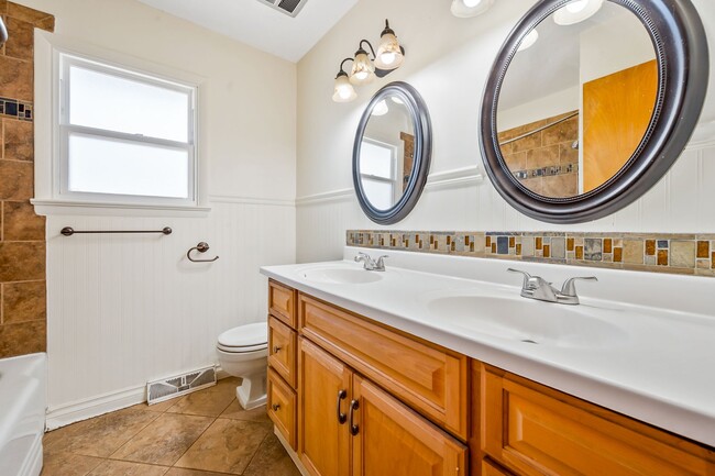 Photo - 3036 W Prospect Rd