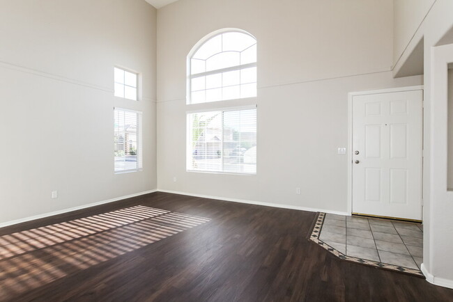 Photo - 7531 N 110th Ave