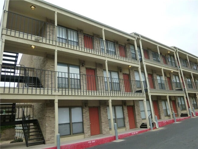 Photo - 3000 Guadalupe St Unit 313