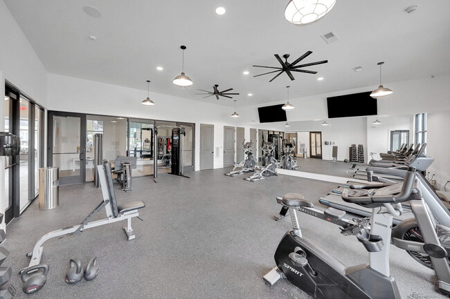 Photo - 280 Salmon Brook St Unidad 4106