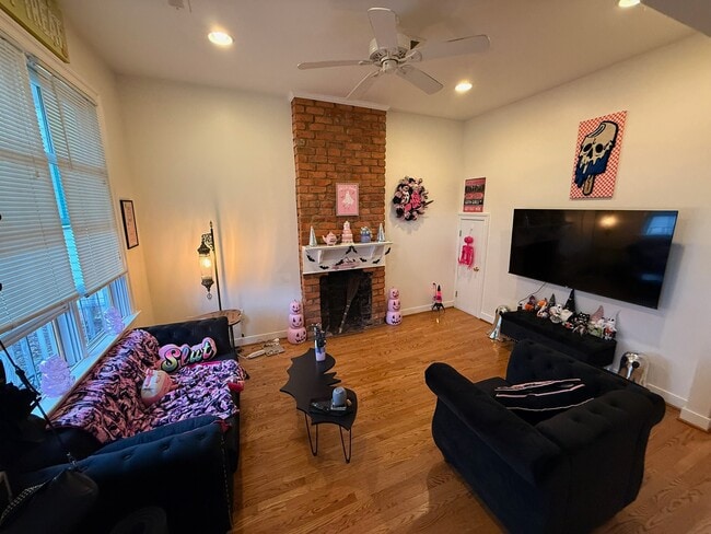 Photo - 1513 W Cary St