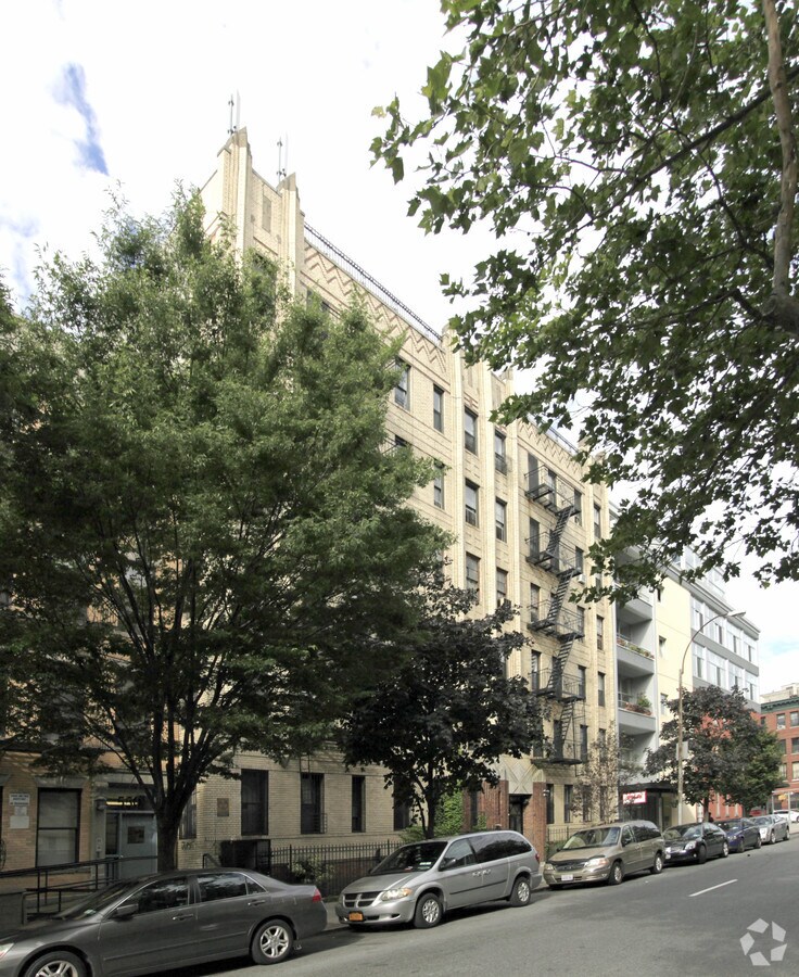 Photo - 540 St Johns Pl