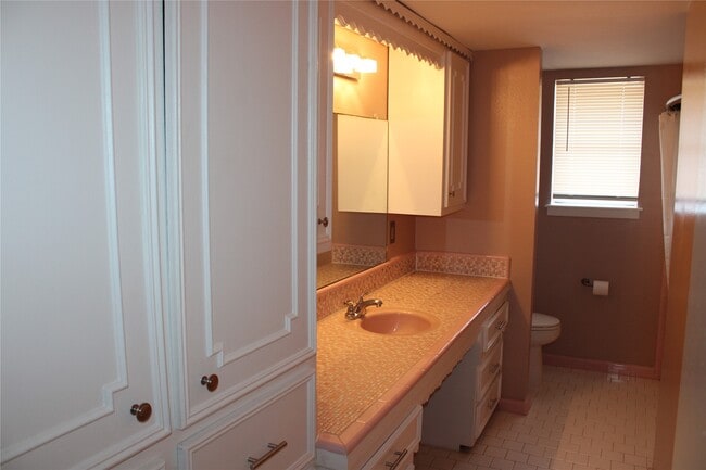 Photo - 121 Mary Ln