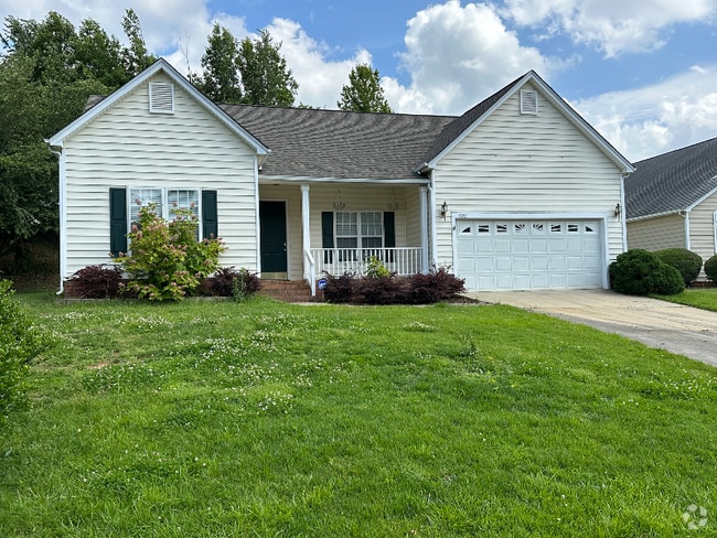 Building Photo - 4722 Lone Tree Ct Rental