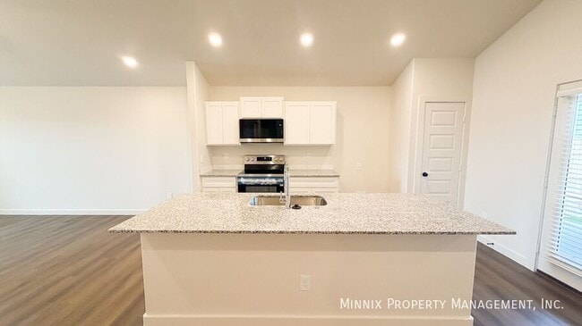 Photo - 1202 Cottonwood Ave