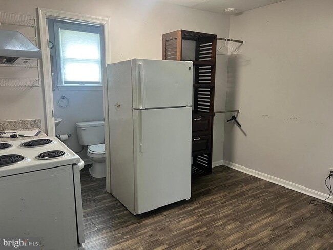 Building Photo - 19960 National Pike