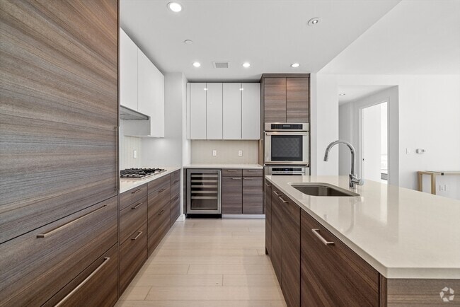 Building Photo - 1 Franklin St Unit 2412A Rental