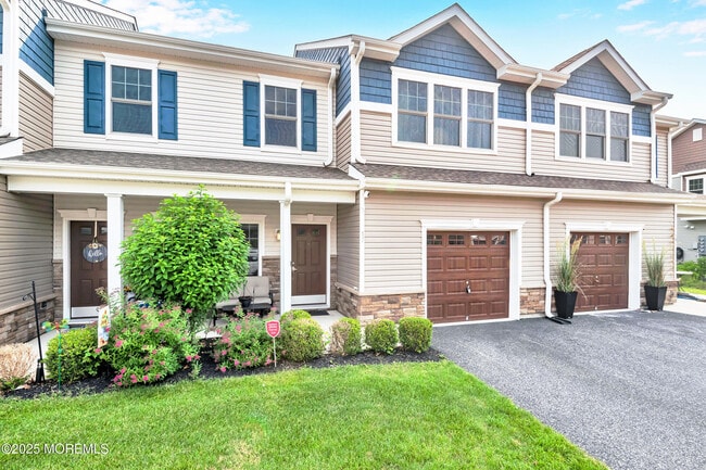 Photo - 17 Rockingham Way