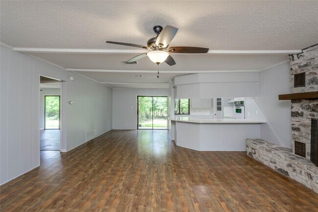 Photo - 18641 Camino Real