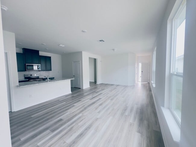 Photo - 14311 Calaveras Cv