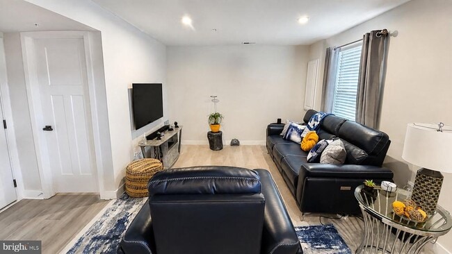 Photo - 9008 Armstrong Ln