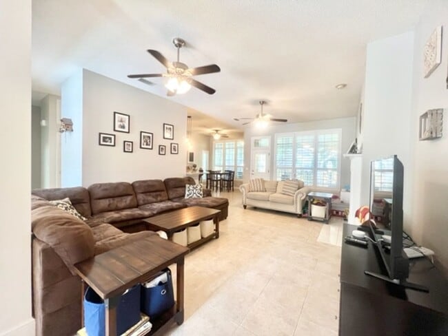 Photo - 1660 Northridge Rd