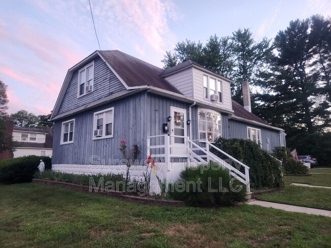 Photo - 1 Chestnut Ave Unidad A Rental