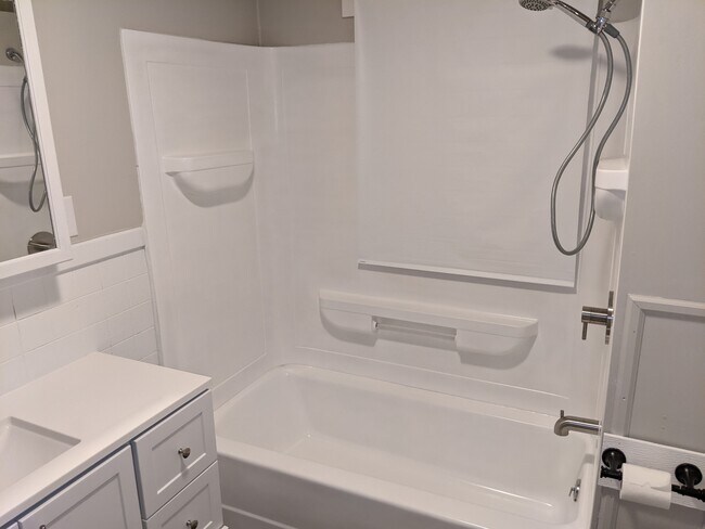 Photo - 359 Broad St Unit 359