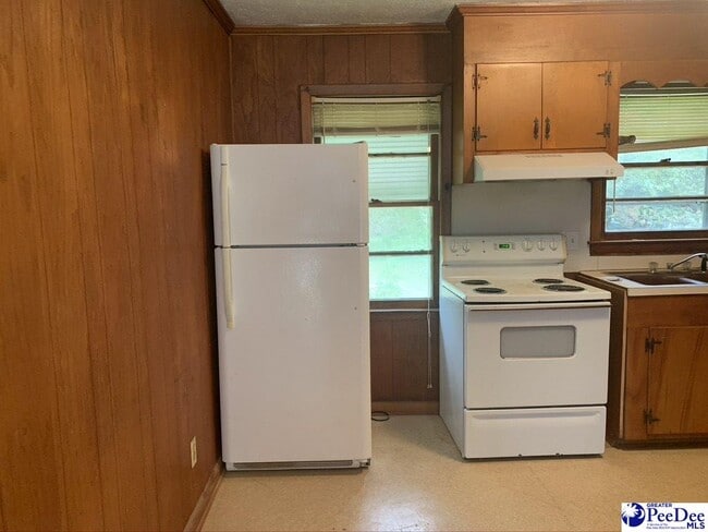 Photo - 1108 Elmgrove Ave