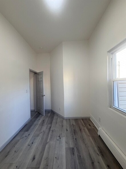 Photo - 124 Winfield Ave Unit 1