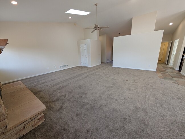 Photo - 5995 Burgess Rd