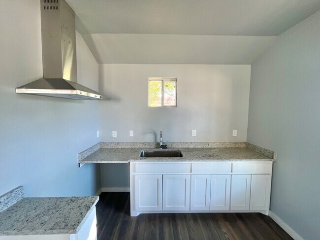 Photo - 2702 Observation Dr