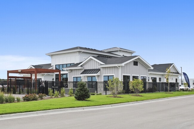 Seasons Community Clubhouse - Seasons at Franklin Rental